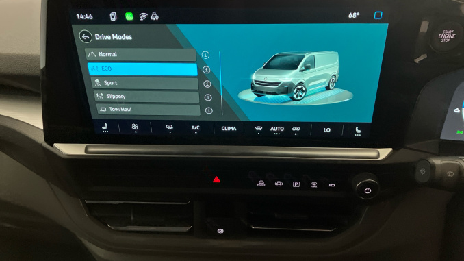 Volkswagen Transporter T32 Lwb Electric 160kW 70kWh Commerce Pro S Van Auto [5 Plus] - Image 34